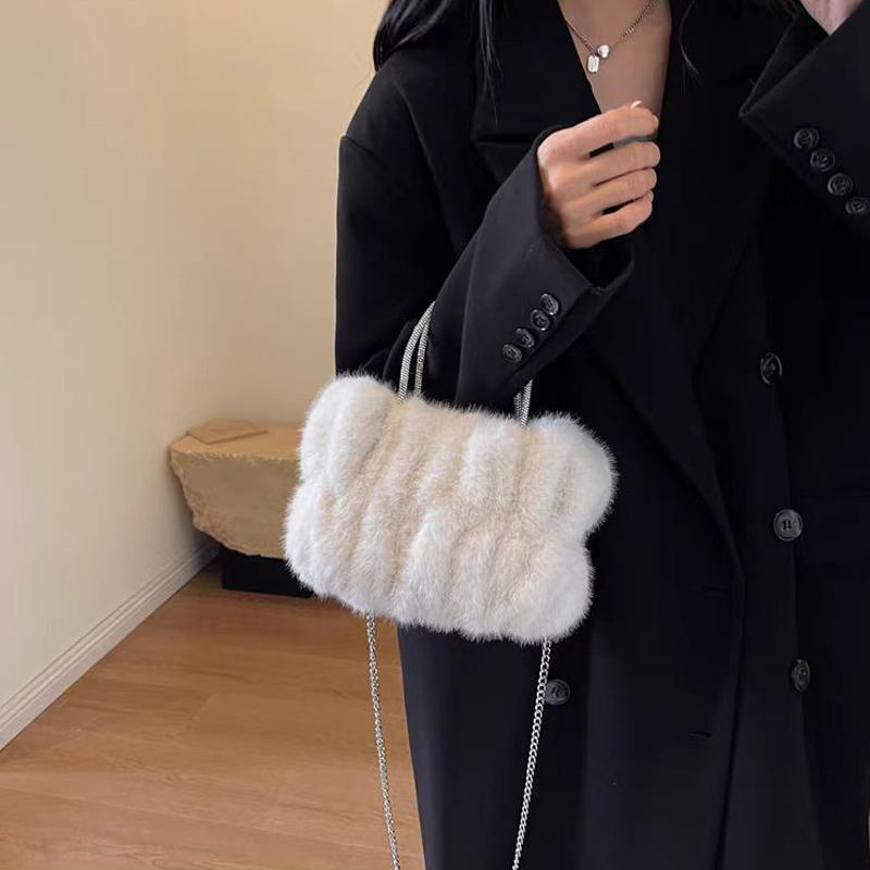 Fashion Plush Top-Handle Bags Women's Shoulder Bags Solid Color Chain Versatile Purse and Handbag Soft Simple Crossbody Bags MIT