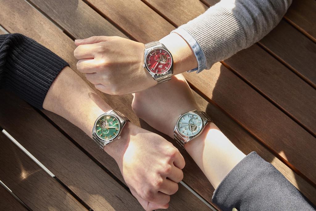 ORIENT Automatic Watch Contemporary Mechanical Automatic Domestic Manufacturer Warranty Open Heart Light Blue [ORIENT] Semi-skeleton RN-AR0009L Men's