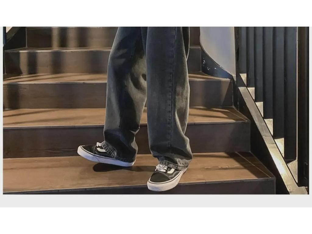 Men's Black Wide-Leg Retro Straight Jeans - New Autumn Trend, Loose-Fit, Large Sizes Available.