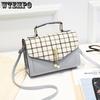 Autumn and Winter Korean Version of The Female Package Single Shoulder Crossbody Handbag Fashion Trend Small Square Bag Female Students Simple