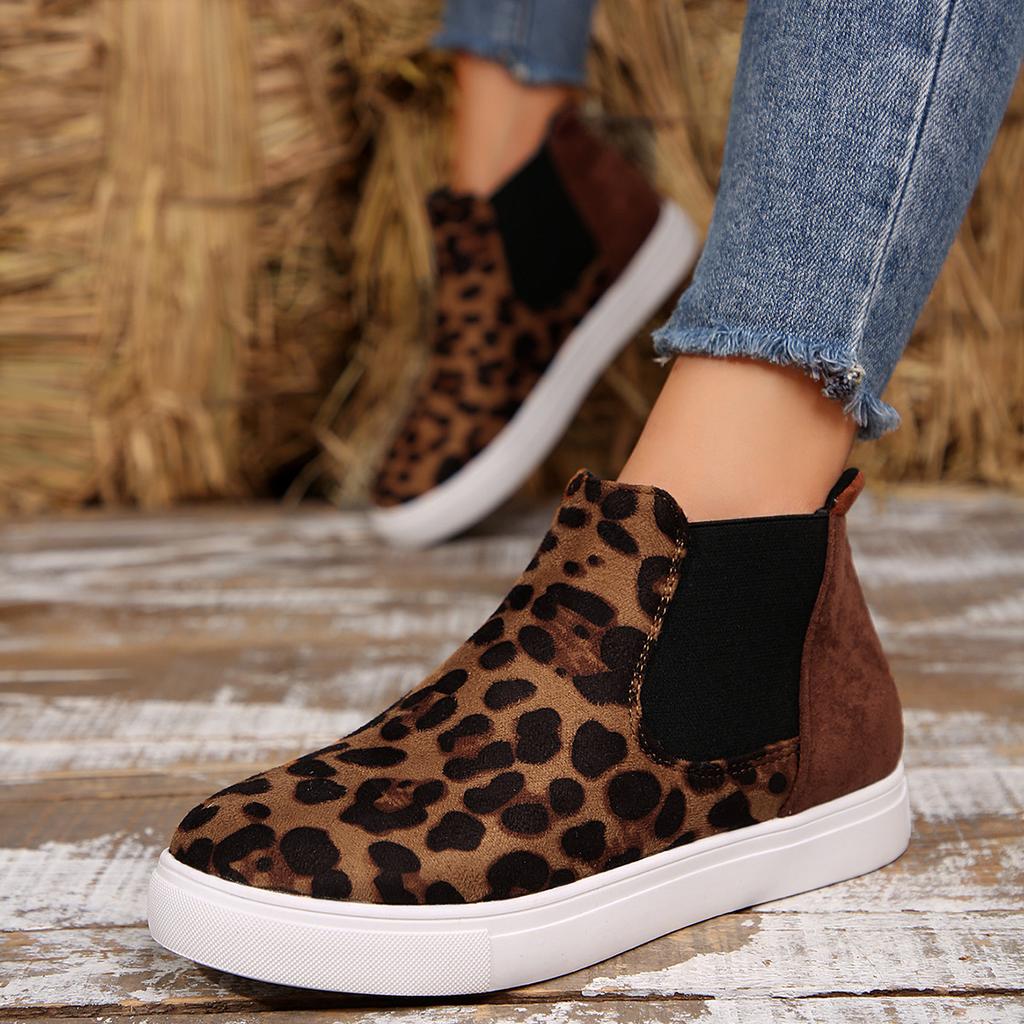 Women's Shoes 2024 Autumn New Flat Plush Casual Skateboard Shoes Sporty Fashion Leopard Print Comfortable Anti Slip Ankle Boots