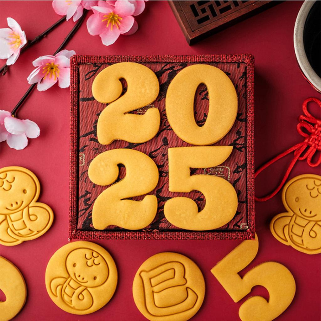 Pressable Biscuits Mold Snake Year Cookie Cutters Biscuits Fondant Cookie Stamps Kitchen Tool Party Supplies