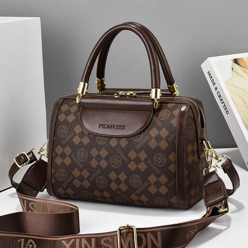 2025 New Large Capacity Boston Women's Bag Fashion Handheld One Shoulder Oblique Cross Pillow Bag Women