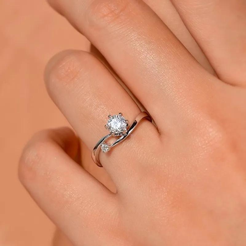 Huitan Gorgeous Graceful Rings for Women Brilliant Noble Finger Accessories for Wedding Band Elegant Promise Temperament Jewelry