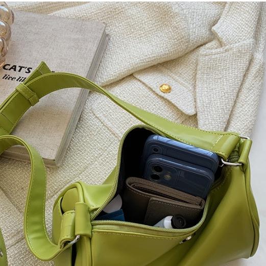 IELGY Cylinder Bag, Casual Soft Leather Bucket Bag, Street Hip-hop Shoulder Oblique Span Bag.