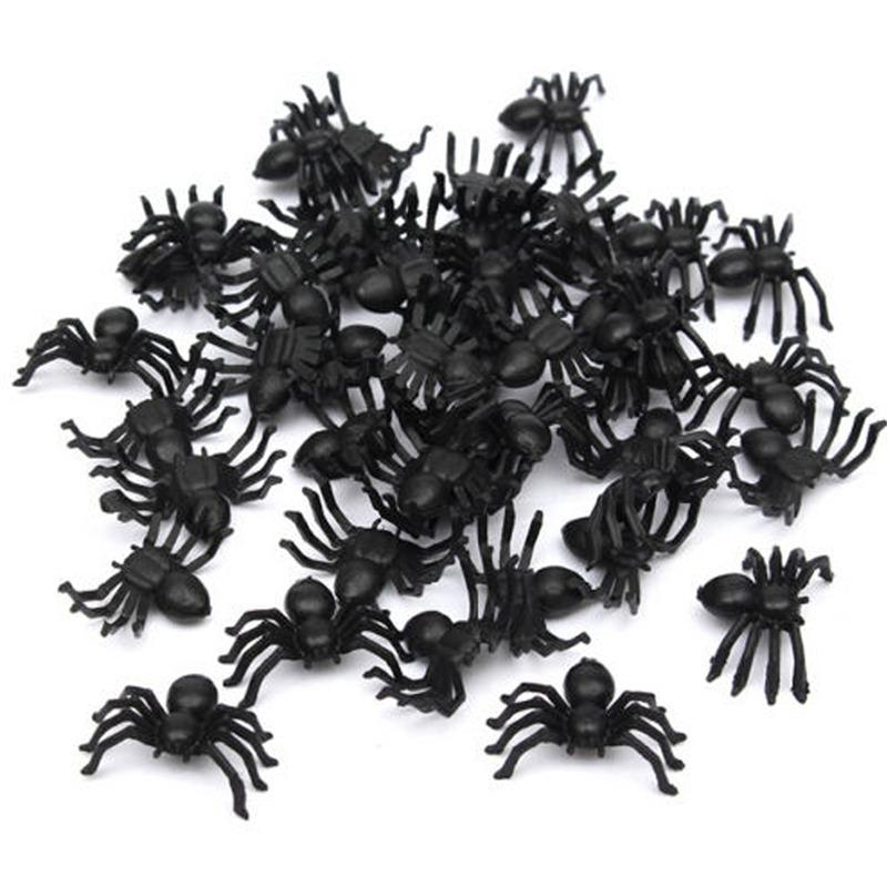 50pcs Halloween Spiders Decorations Small Black Plastic Spiders Haunted House Spider Decoration Simulation Tricky Toy