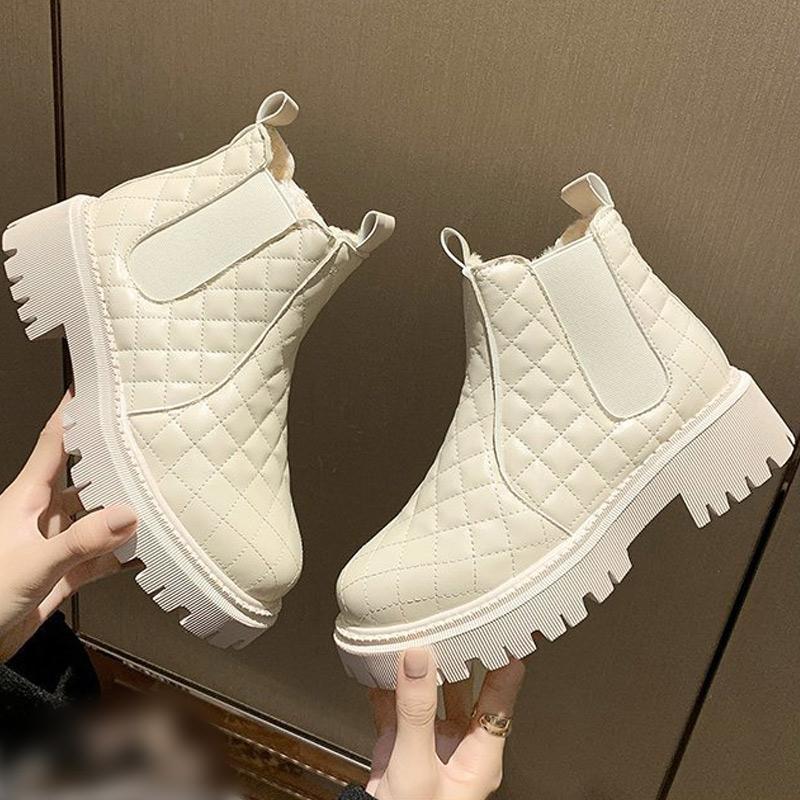 Fashion Winter Snow Boots for Women Slip On Warm Female Ankle Booties Plus Velvet Platform Warm Fashion Woman Shoes New Cozy Short Boots