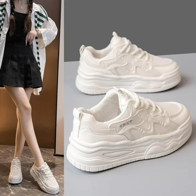 Fashion 2024 Autumn Casual Lace Up Women Sneakers Comfortable and Breathable Women's Vulcanized Shoes Korean Style Fashion Skate Shoes