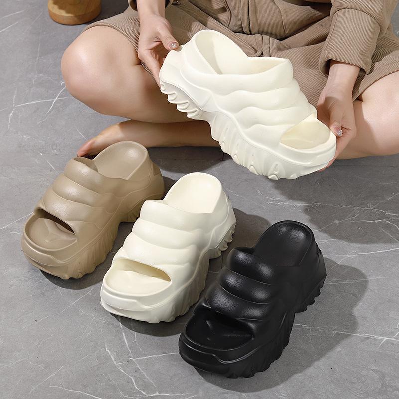 New High Heel 9 Cm Platform Slipper Women Summer Height Increasing Shoes Girl New Chunky Sole Slides Woman Wavy Pattern Slippers