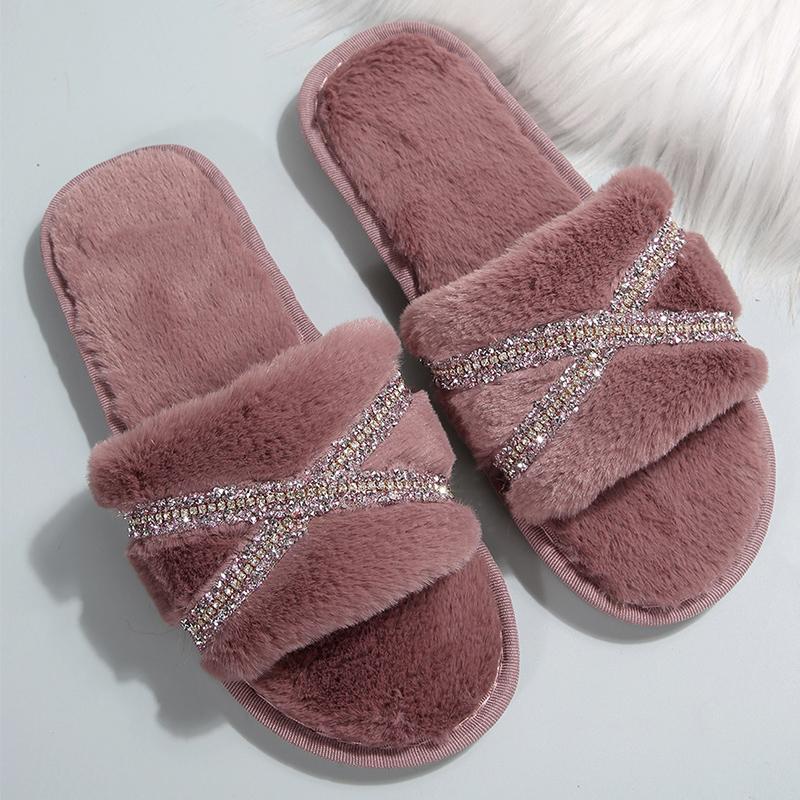 Fashion Elegant Crystal Plush Slippers Women Lightweight Slip On House Cotton Slides for Woman Winter Faux Fur Cotton Slippers Lady