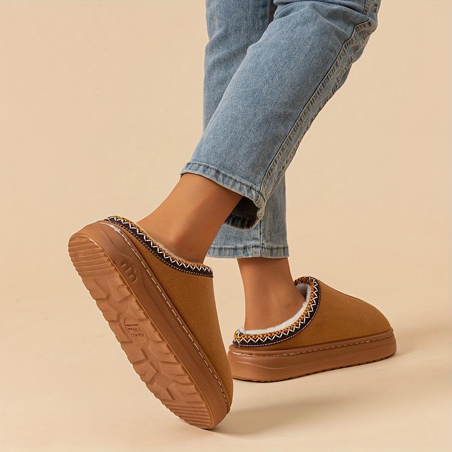 Winter Indoor And Outdoor Solid Color Thick-soled Non-slip Lightweight Warm Ladies Slippers