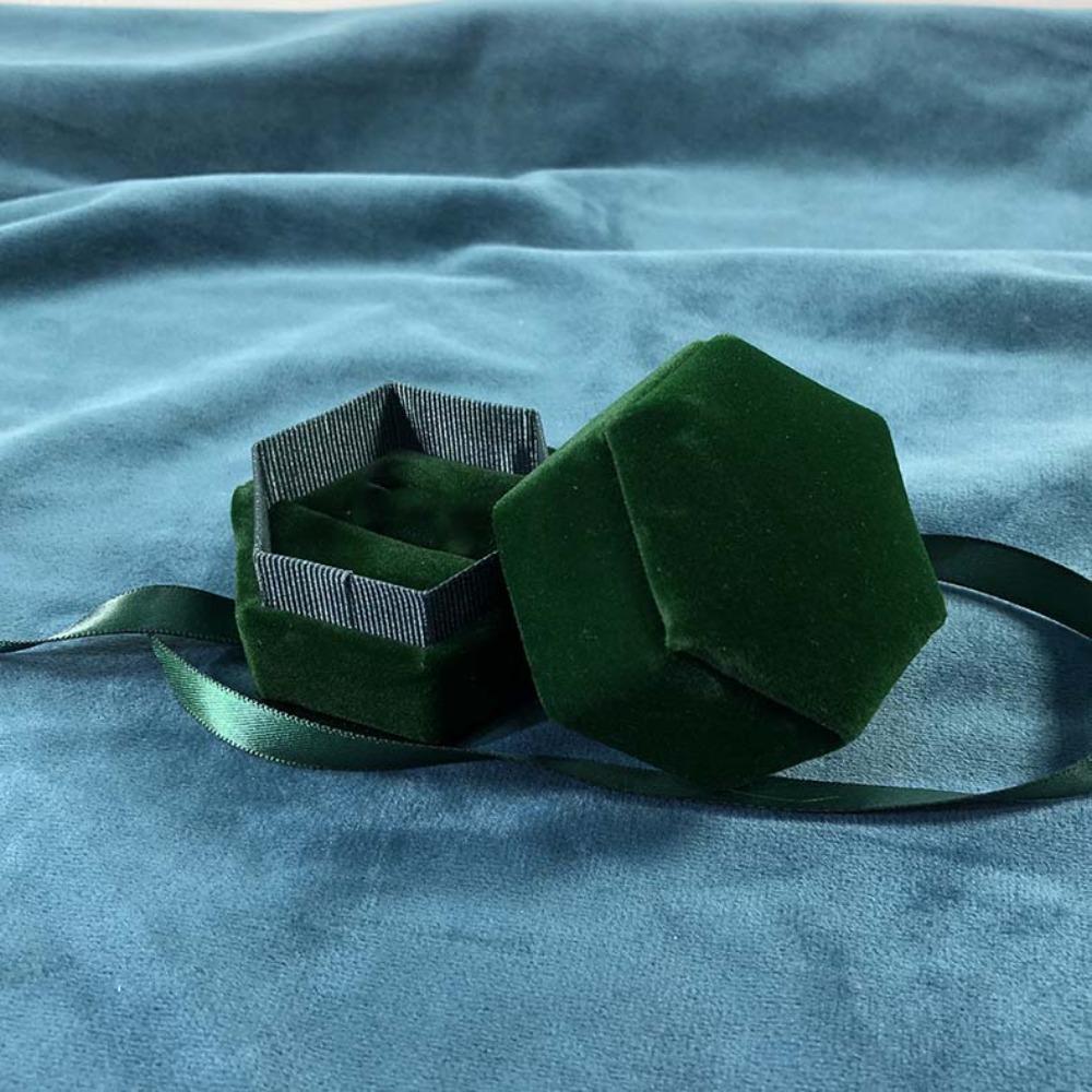 Three-dimensional Hexagonal Jewelry Box Velvet Ring Display Case Flocking Ring Box  Party