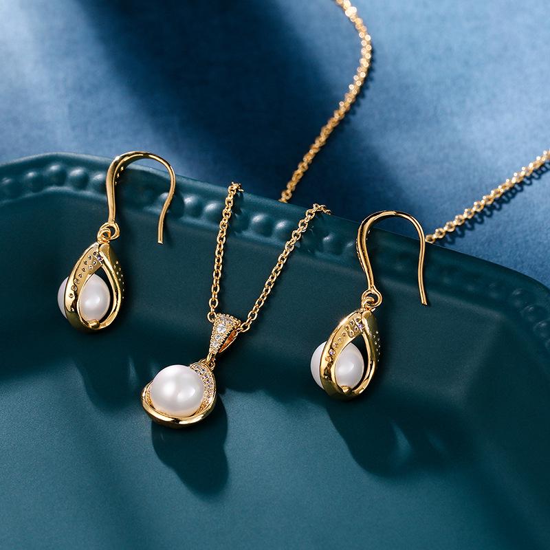 Japanese-Korean Style Pearl Earrings and Necklace Set: Elegant Shell Imitation Jewelry