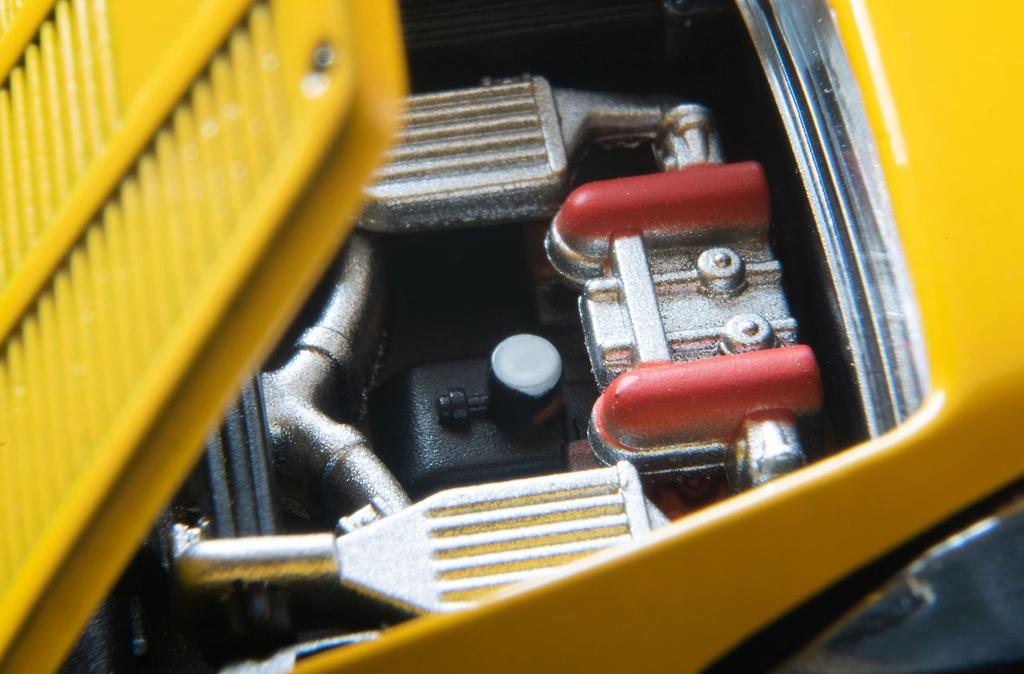 Tomica Limited Vintage Neo Ferrari GTO Yellow Finished Product 324287 1/64 LV-N