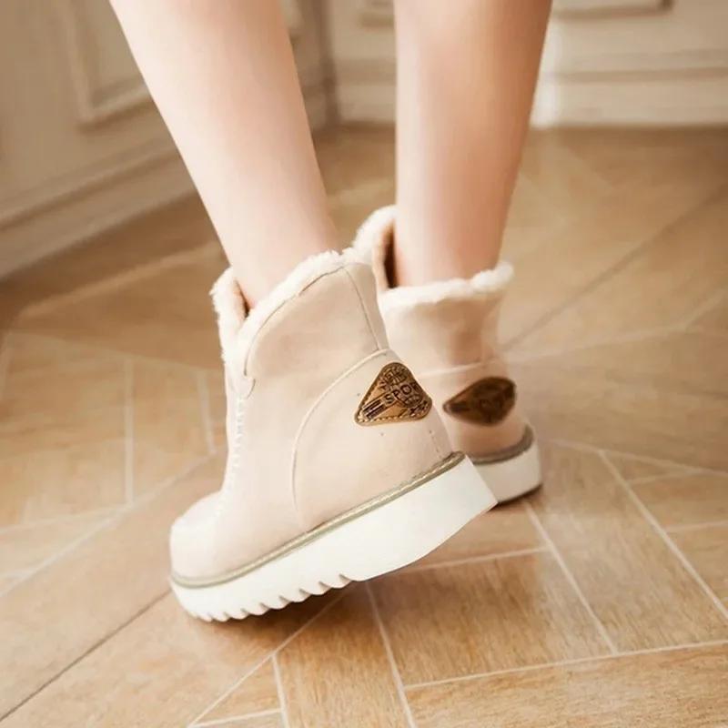 2024 New Winter Oversized Flat Heel Thick Soled Snow Boots with Warm Low Cut, Comfortable and Fashionable Cotton Boots for Women