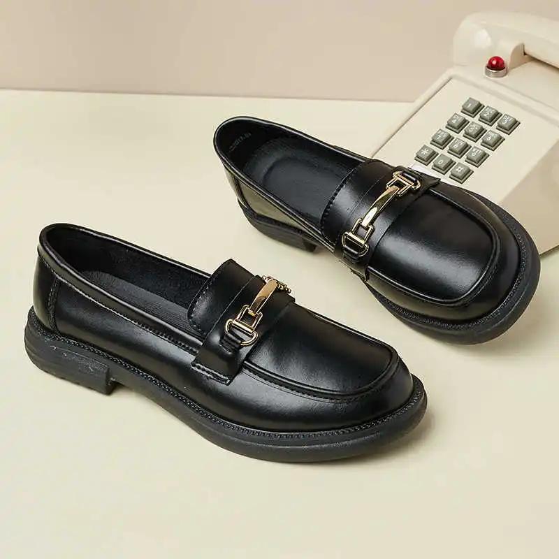 Fashion Anti-slip Half Shoes For Lady Skateboarding Designer Trainers Women Tennis Sneakers Sport Of Famous Brands Hospitality Boty