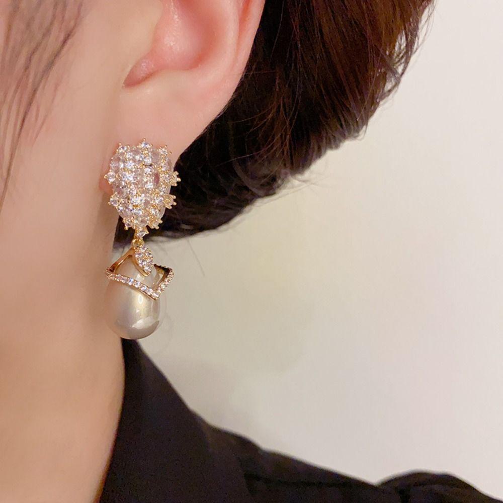 Elegant Rhinestone Drop Earrings Pearl Vintage Long Earrings Crystal Stud Earrings Girls Gift