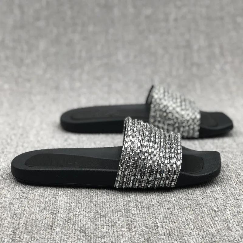 Fashion 2024 Summer Fashion New Sexy Casual Outerwear Solid Color Crystal Flat Slippers Comfortable Sandals