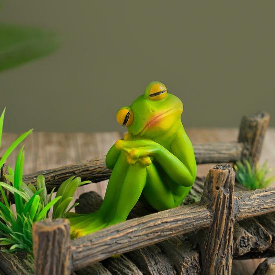 Cartoon Frog Figurine Kissing Meditation Toilet Frog Statue Resin Animal Sculpture Indoor Outdoor Garden Desktop Decoration Ornament
