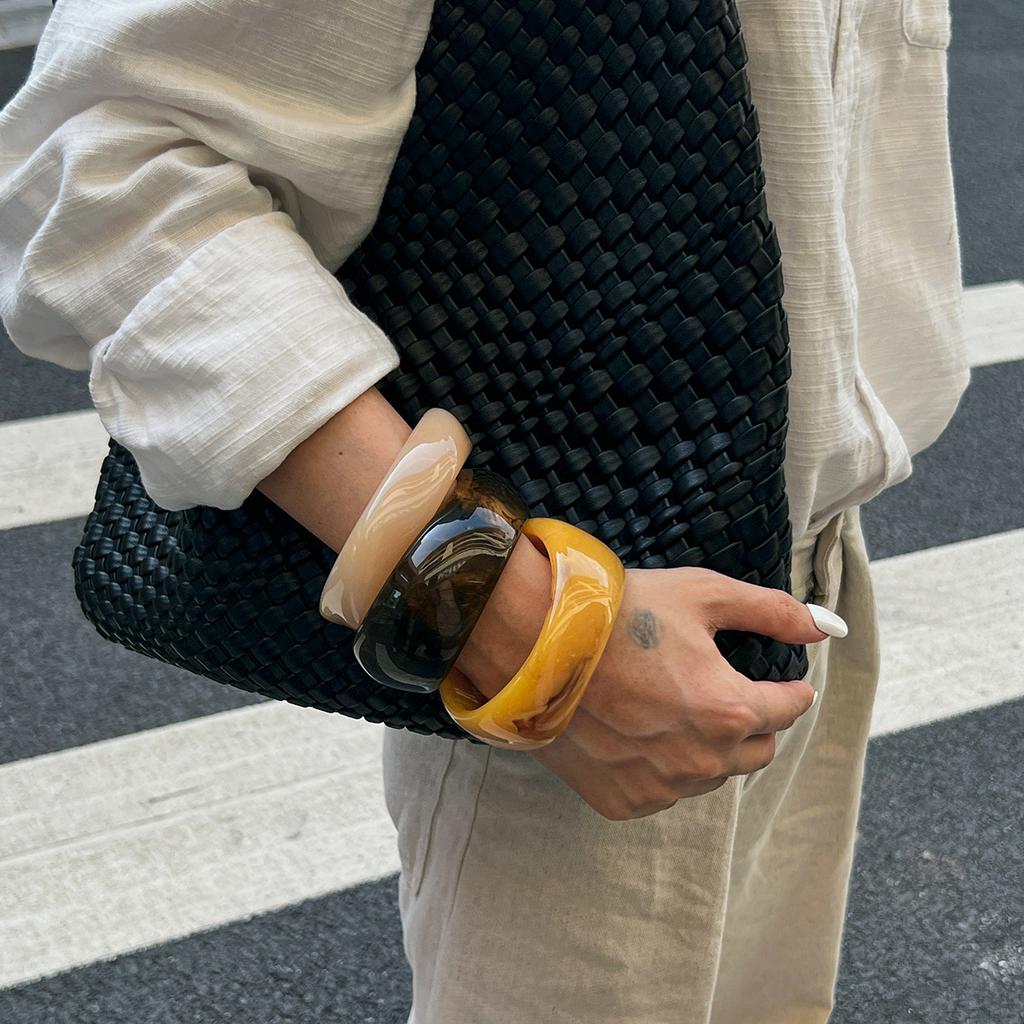 Браслеты Y2K Бохо из прозрачной смолы и акрила для женщин 2025 Новая мода Геометрический нерегулярный браслет Эстетические украшения