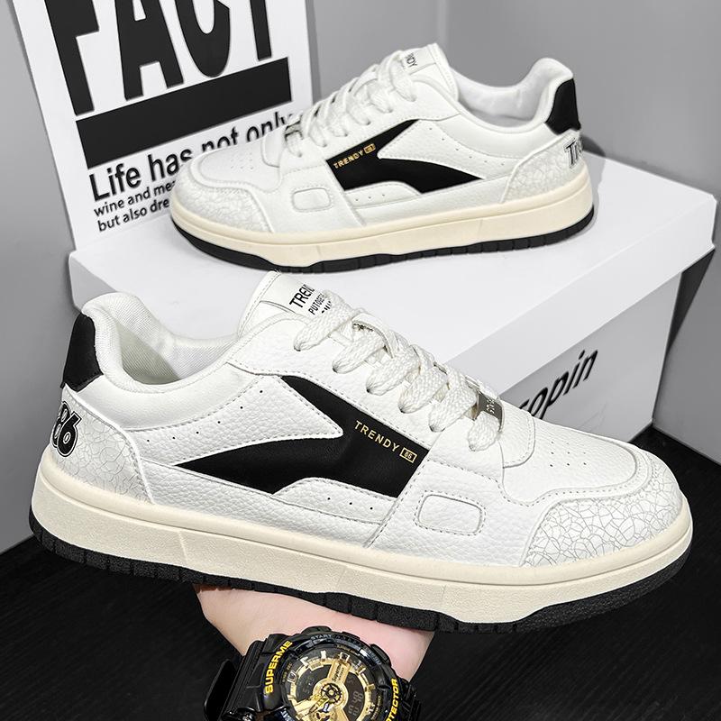 Fashion Men's Fashion Sneakers 2025 New Retro Comfortable Outdoor Skateboard Shoes Platform Lace Up Male Running Casual Sports Shoes