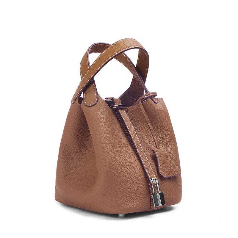 Genuine Leather Women Handbags Designer Small Tote Bag Without Logo First Layer of Cowhide Shoulder Shopping Bag With Silver-tone Padlock