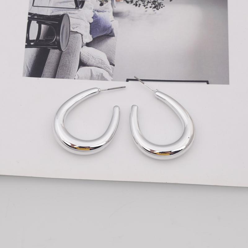 Gold Color U-shaped Smooth Metal Drop Earrings for Female Hollow Geometry Water Drop Oval Design Women's Dangle Earrings