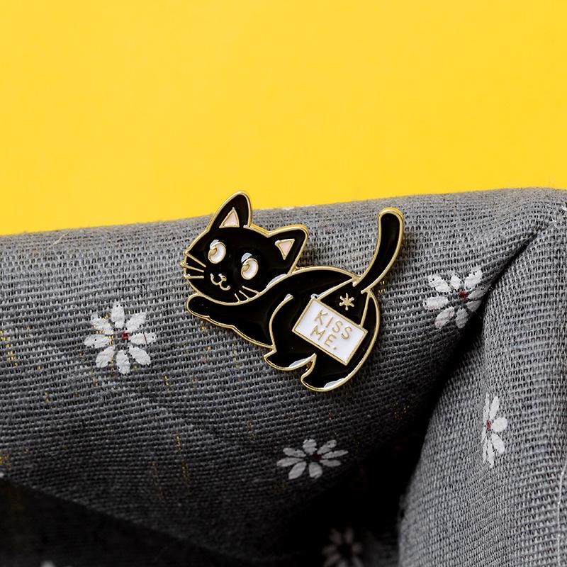 Hot Cartoon Cute Cat Holding A Knife Enamel Pins Lapel Pin Small Black Pins Cute Metal Lapel Badges Brooch Funny Jewelry Gift