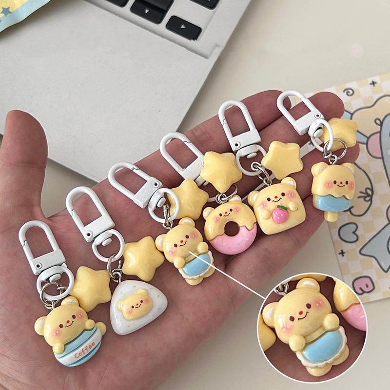 Kawaii Creative Star Bear Keychain Cute Cartoon Car Keychain Pendant School Backpack Decoration Accessories Kids Toy Gifts
