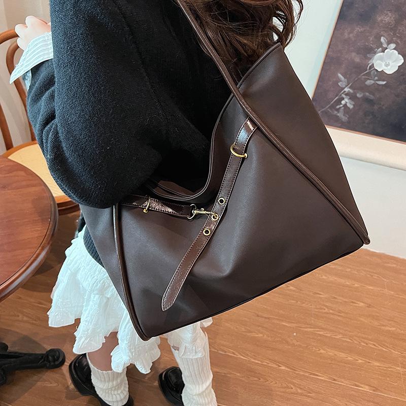 Large Capacity 2025 New Autumn Casual Versatile Pu Bag Women's Bag Shoulder Bag Niche Women's Commuter Tote Bag Tide