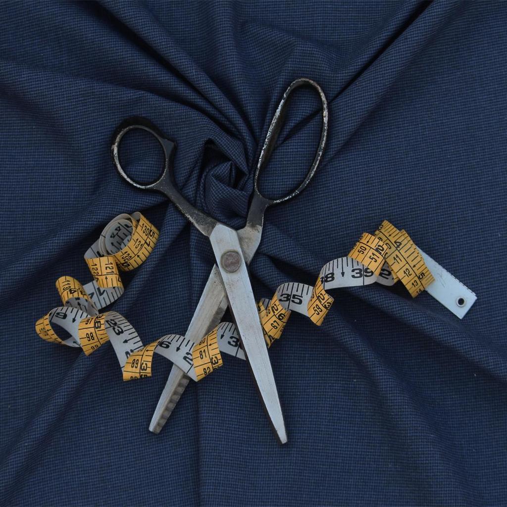 Bigreams Unstitched Houndstooth Lightweight Suiting Trouser Fabric