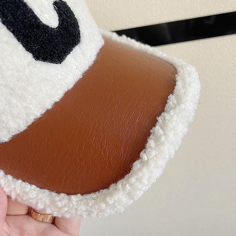 Autumn Winter Women Letter Embroidered Lamb Wool Baseball Cap Outdoor Leisure Teddy Warm and Cold Proof Duck Tongue Hat