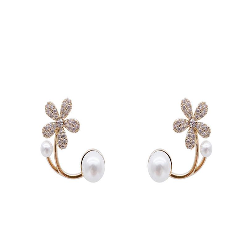 Pearl Flower Stud Earrings for Women Korean Creative Design Temperament Personality Jewelry Girl Gift Brincos