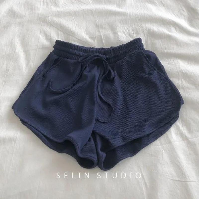 Ice Silk Thread Shorts Women's Summer Korean Version Loose Tight Waist Wide Leg Pants Elastic Sports Pants Slimming Hot Pants