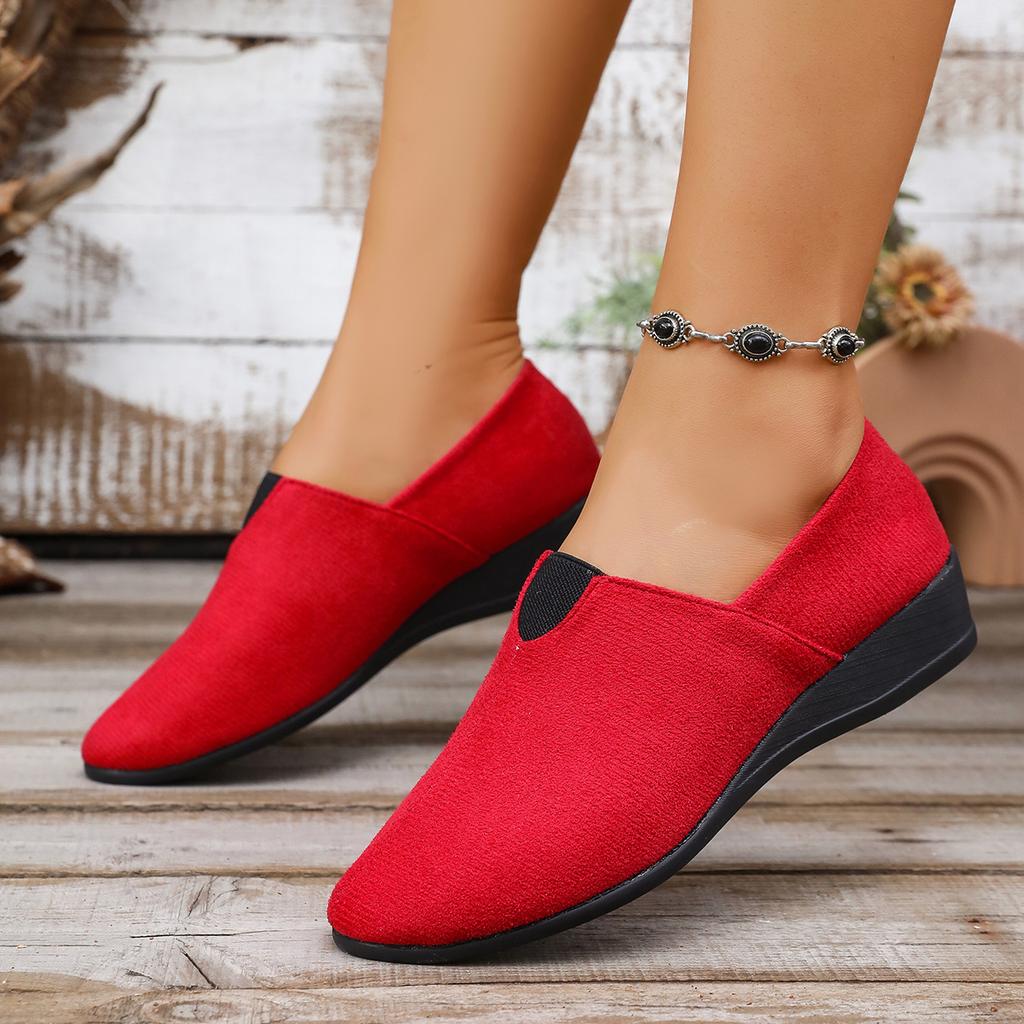 Fashion 2025 Summer Trend Women Flats Shoes Breathable Casual Loafers Fashionable Old Cloth Round Toe Sneakers Women Zapatos De Mujer