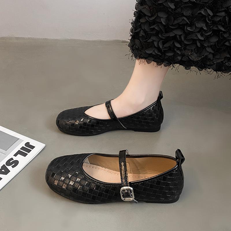 Retro Striped Square Head Mary Jane Small Leather Shoes Women's 2025 Spring New French Flat Bottom One-word Buckle Light Mouth Single Shoes