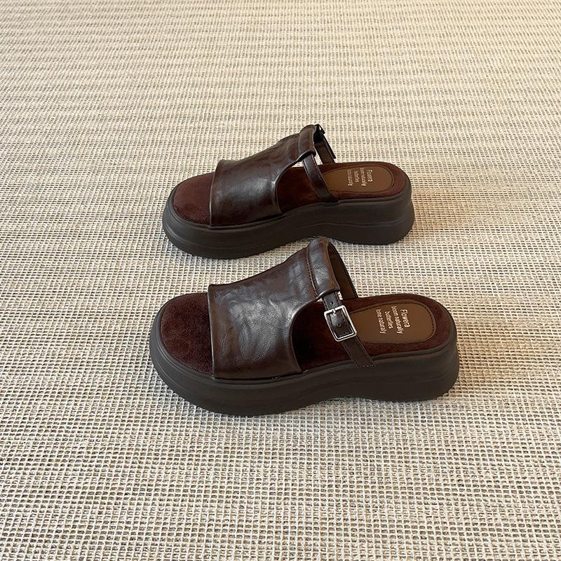 Retro Soft Bottom Outer Wear Casual Cool Slippers Women's Summer New Open-toe Buckle Thick Bottom Heightening Slippers Flat Bottom Comfortable