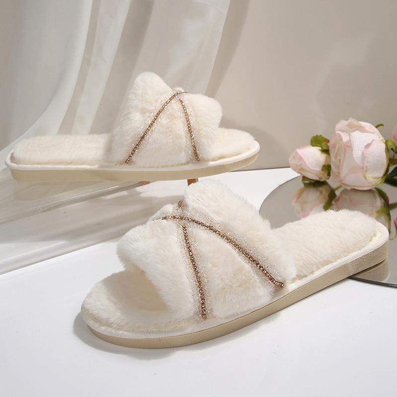 Fashion Elegant Crystal Plush Slippers Women Lightweight Slip On House Cotton Slides for Woman Winter Faux Fur Cotton Slippers Lady