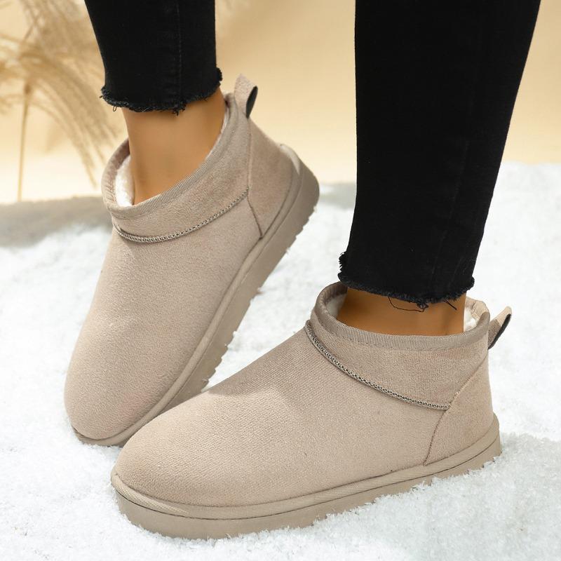 Sleeve Boots Women's New Large Size Fashion Temperament Snow Boots Piled Thickened Cotton Boots Tide