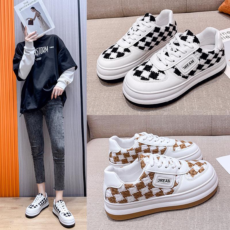 New Small White Shoes Women's Thick Sole Shoes All-match Big Toe Shoes Black Plaid Casual Sports Sneaker