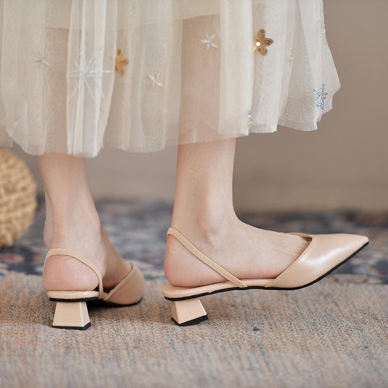 Baotou Sandals for Women In Summer, Simple Pointed Square Heel Sandals for Women In High Heels, Slim Strap Fashion, Women's Singles Shoes