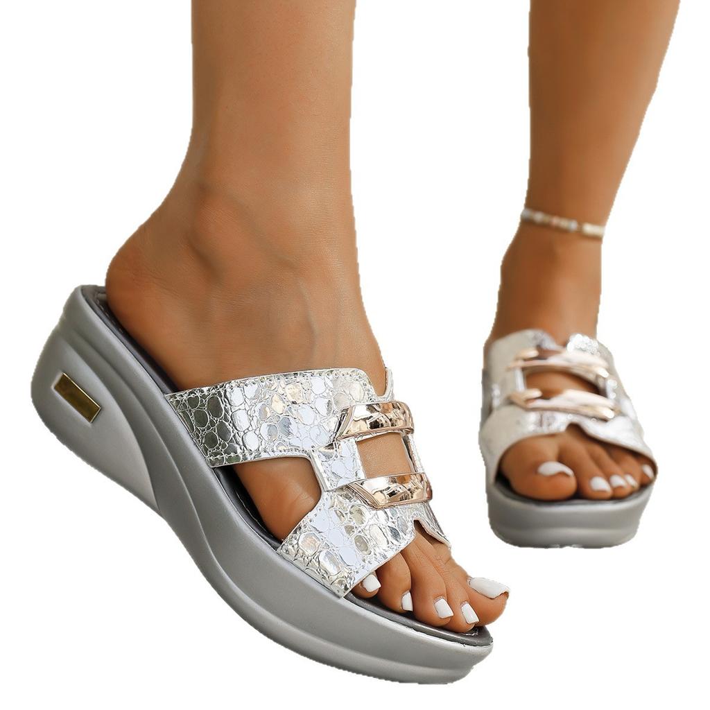 Fashion 2025 Summer New Style of Fashionable Slippers for Women Features A Flat Wedge and Cool Flip-flops, Which Are Anti-slip, Simple