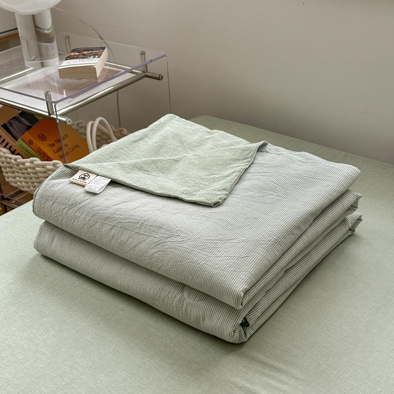 High Quality Striped Cotton Thin Quilt Soy Fiber Summer Blanket Soft and Lightweight Air Conditioning Nap Comforter Bed Duvets