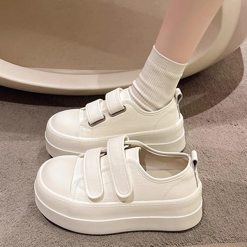 Fashion Classic Versatile Velcro Heightened Platform White Shoes Women's 2025 New Spring and Autumn Light Casual Board Shoes