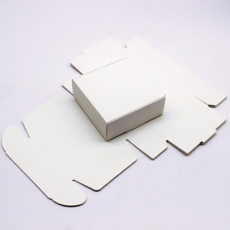 10 шт. бумажная подарочная упаковочная коробка 7,5x7,5x3 см белая самодельная рождественская коробка для украшения окна конфет свадебных сувениров ювелирных изделий для вечеринок