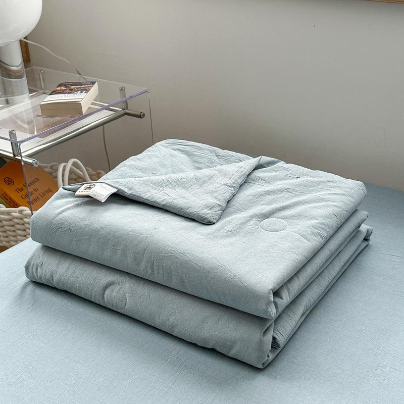 High Quality Striped Cotton Thin Quilt Soy Fiber Summer Blanket Soft and Lightweight Air Conditioning Nap Comforter Bed Duvets