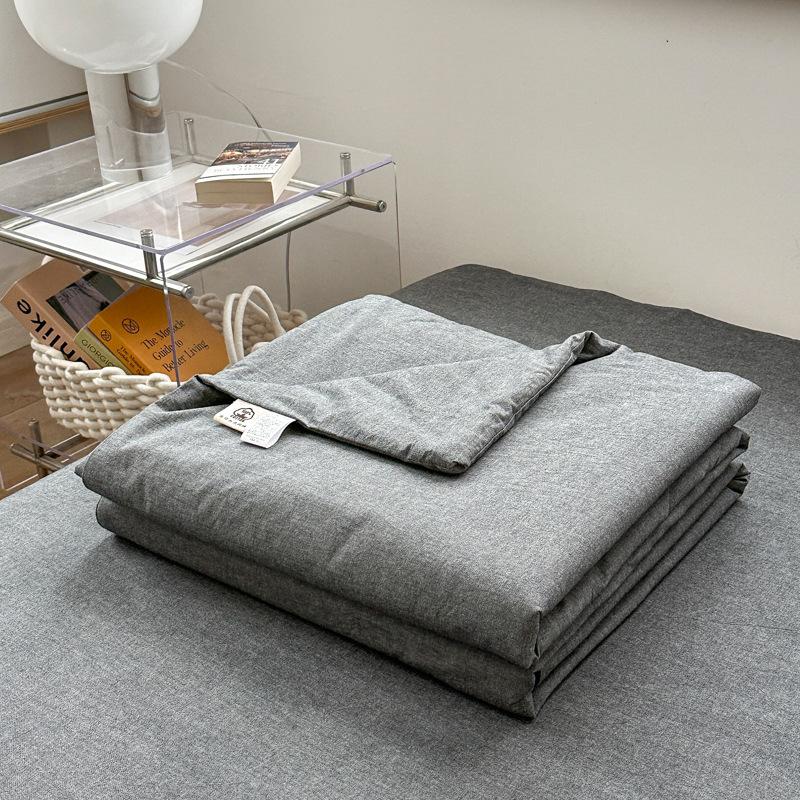 High Quality Striped Cotton Thin Quilt Soy Fiber Summer Blanket Soft and Lightweight Air Conditioning Nap Comforter Bed Duvets