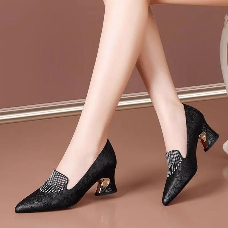 Women Cute Sweet Pointed Toe Light Weight Slip On Square Heel Shoes Lady Fashion Sexy Party Night Club Black Cool Shoes Ba90