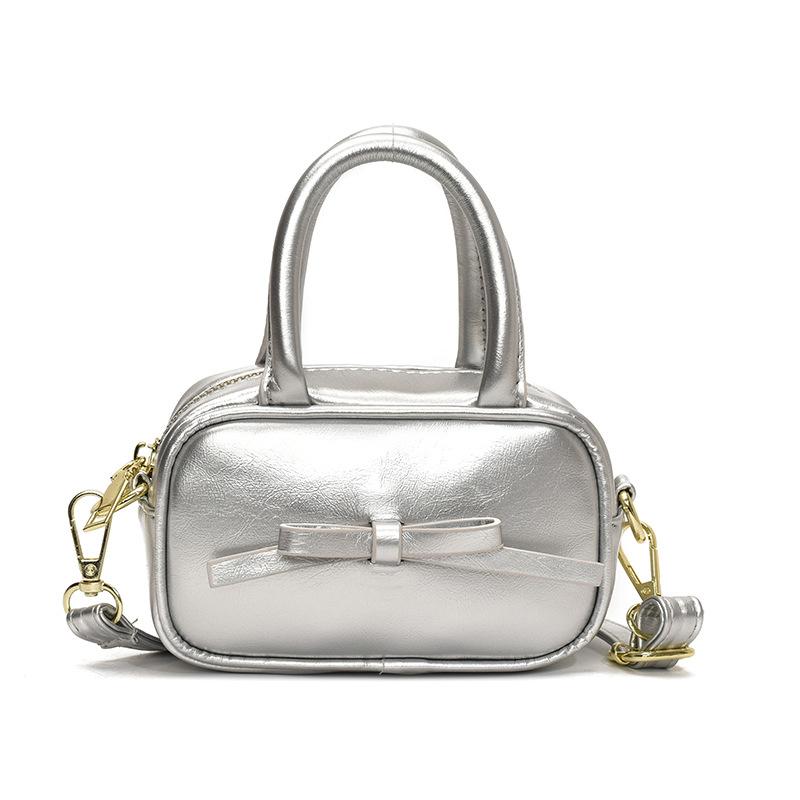 Сумка кроссбоди женская сумка 2025 новая летняя универсальная супер огонь маленькая сумка на плечо популярная маленькая квадратная сумка в этом году