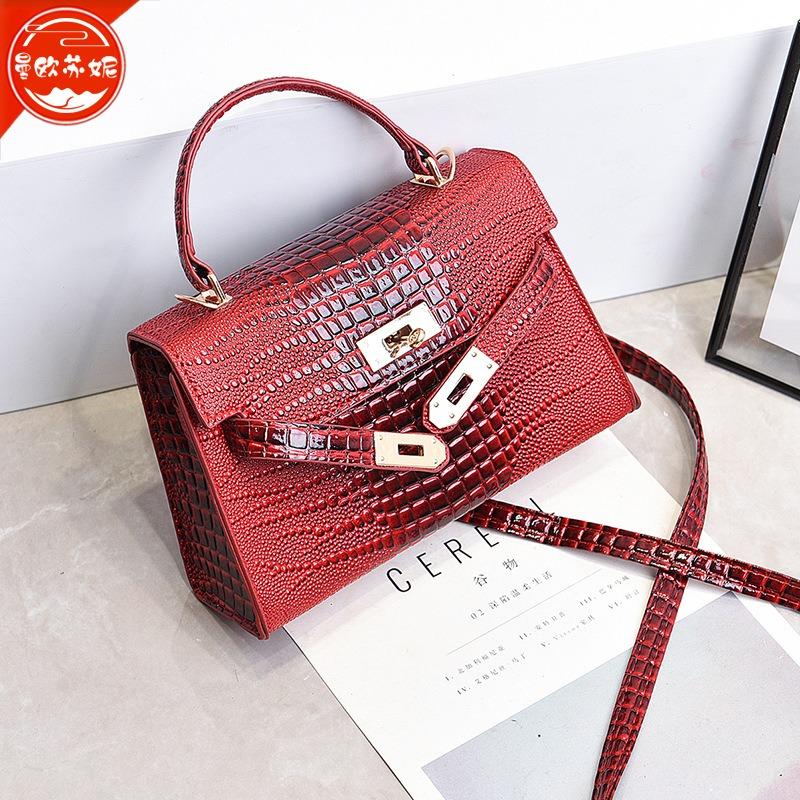 Suni Light Luxury Cow Oil Fruit Green Crocodile Pattern Advanced Sense Small Female Bag 2023 New Handheld One Shoulder Crossbody Bag